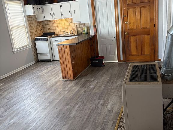 5th image of 475 N Front St #3