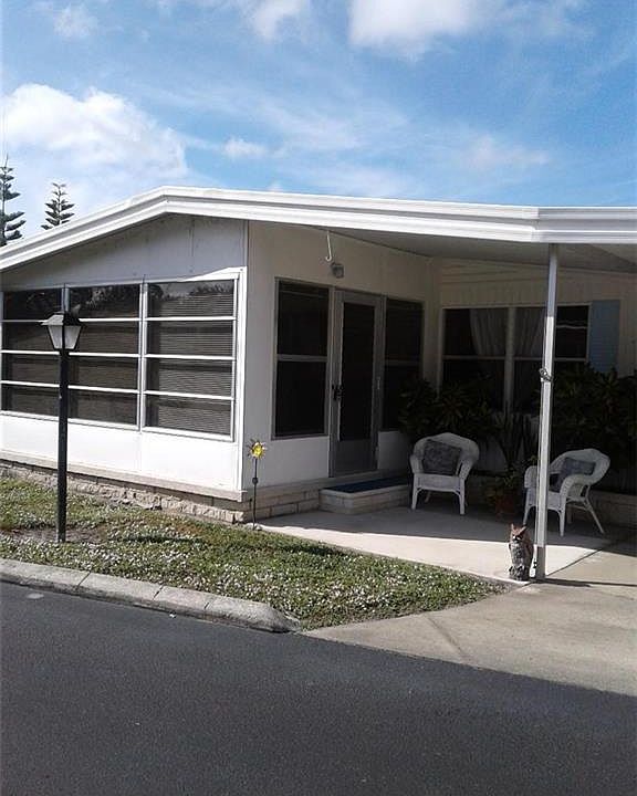 1st image of 24672 Windward Blvd