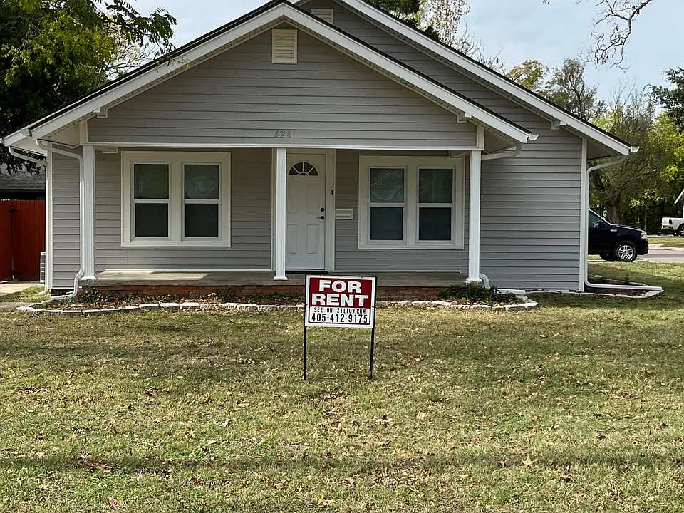 628 N University Blvd