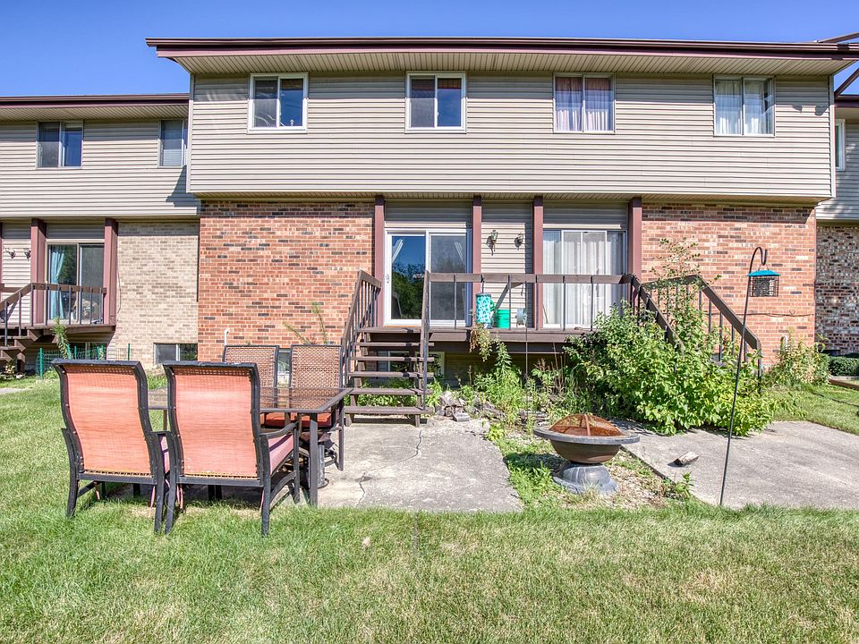 1st image of W163N11458 Windsor Ct