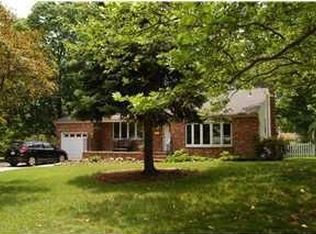 87 Shelbern Dr, Lincroft, NJ 07738