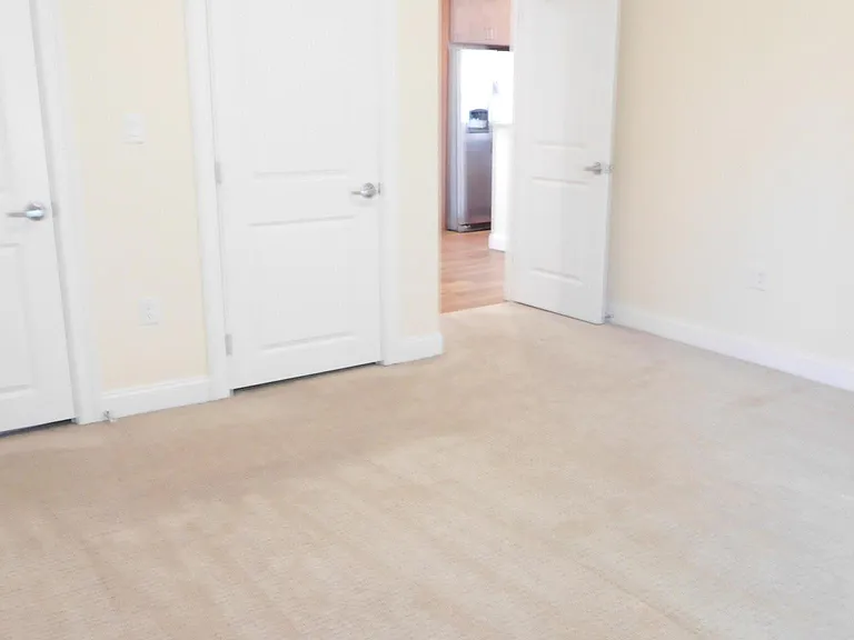 315 Broadway — Photo 13
