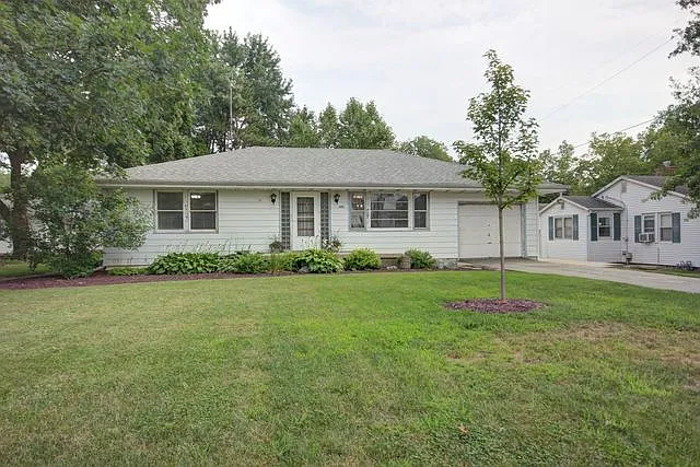 405 E Sangamon St photo 1