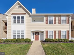 7822 Harrowgate Cir #D, Springfield, VA 22152