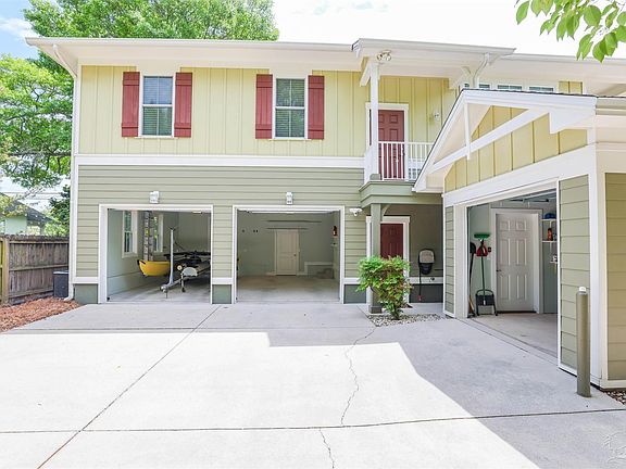 5th image of 1600 E Cervantes St