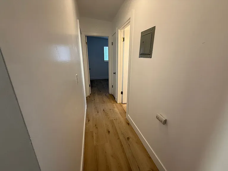 1226 E 500 S — Photo 14