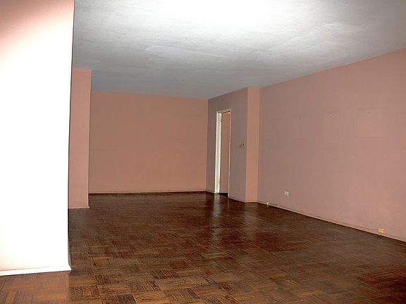 3rd image of 420 E 55th St APT 2Q