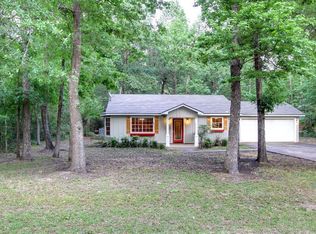 4895 Holly Ln E, Montgomery, TX 77316
