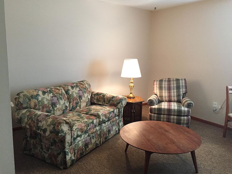 Furnished livingroom