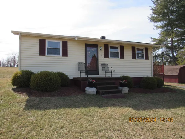 1551 Peppers Fry Rd NW, Christiansburg, VA 24073