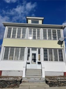 49 Island Ave, Rumford, RI, 02916