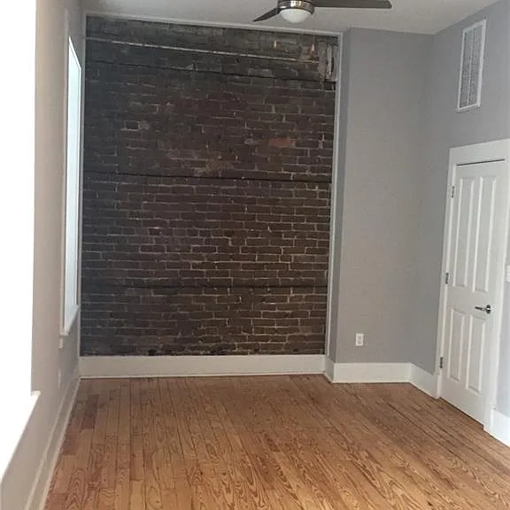 100 Royal St N #3C — Photo 12