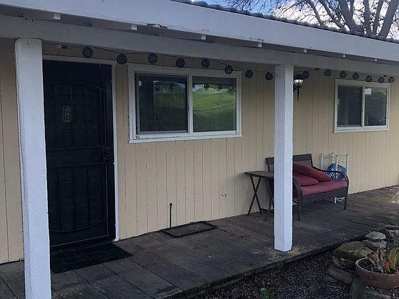 Front porch of cottage