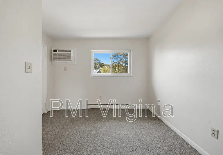 9563 15th Bay St #4 — Photo 14