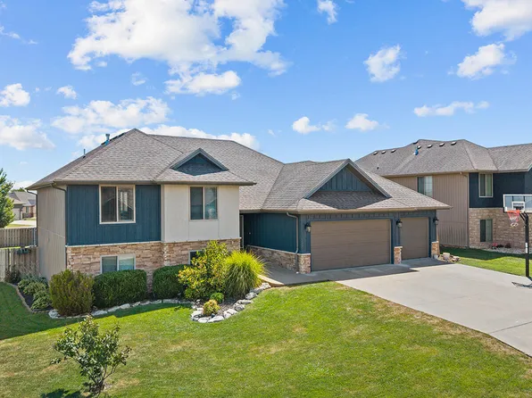 1394 S Blockade Road, Republic, MO 65738