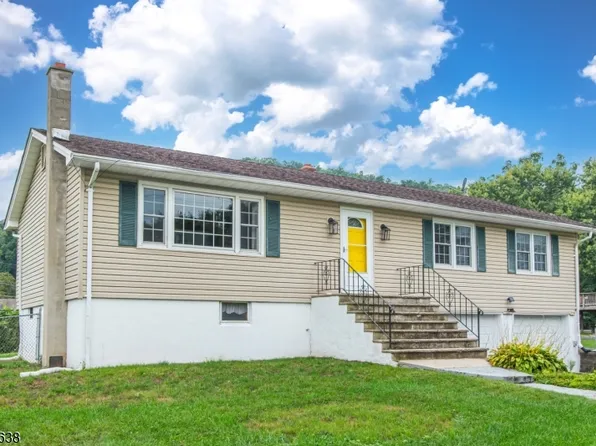 29 Thistle Ave, Vernon Twp., NJ 07418