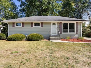 715 Clemens Ave, Elyria, OH 44035
