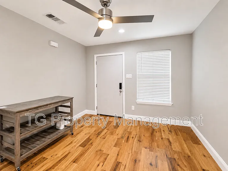 3825 Dismount St — Photo 4