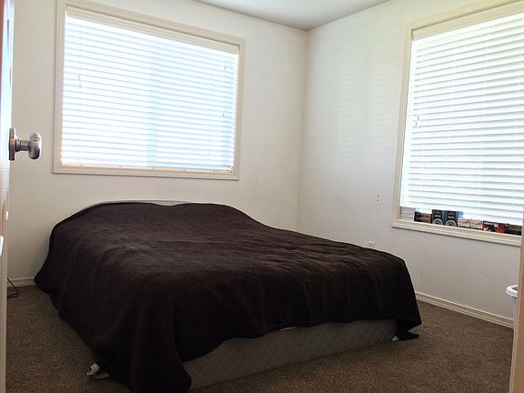 4th image of 5904 Fenway Dr