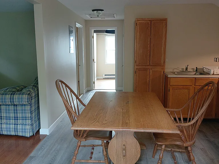 1102 Main St #1 — Photo 6