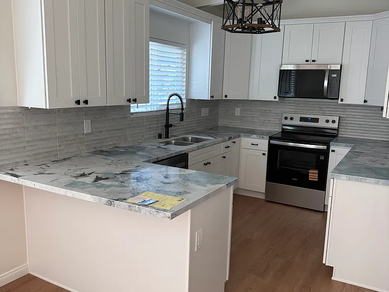 1835 N Vulcan Ave #4 — Photo 22