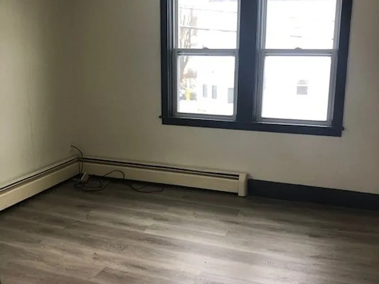 78 South St — Photo 7