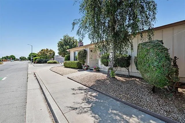 500 Cloudview Dr — Photo 27