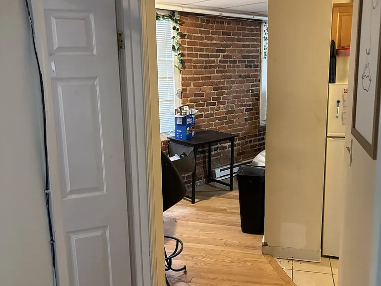 24 Hemenway St #1 — Photo 14