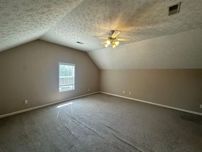 3222 Briarhill Ct — Photo 7