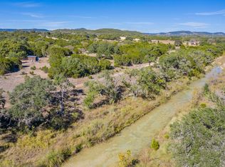 537 Fm 1283, Pipe Creek, TX 78063