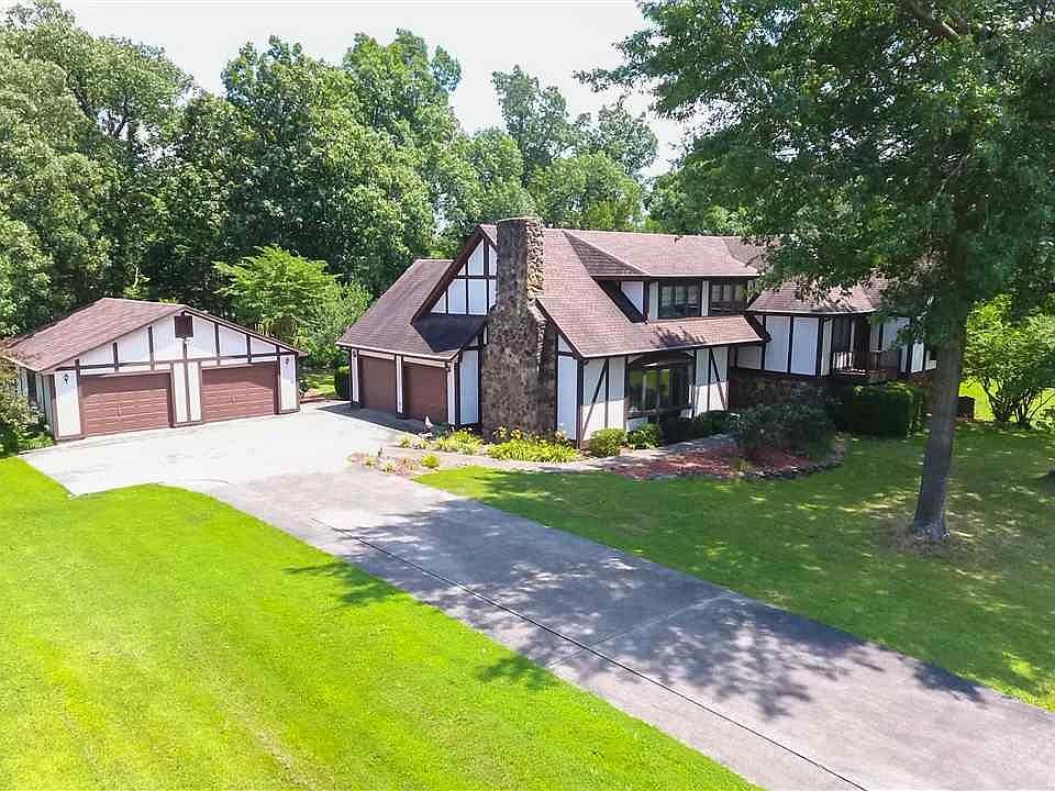 132 Kyabram Dr, Benton, KY 42025 Zillow