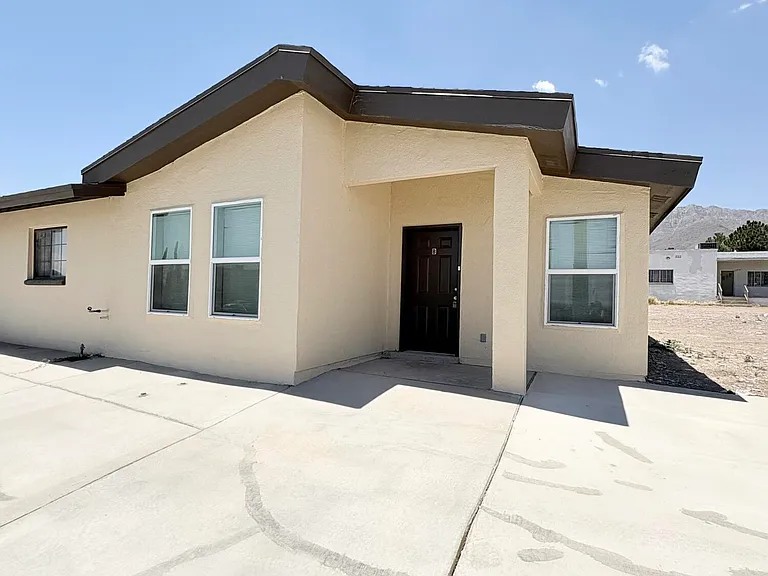 8503 Leo St #B — Photo 1