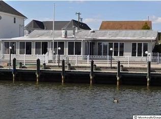 1858 Windward Ct, Toms River, NJ 08753