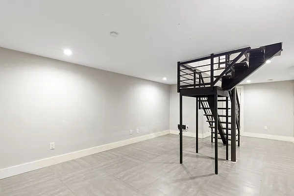 Rented by Douglas Elliman | media 19