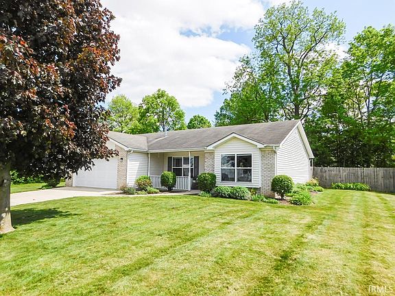 2nd image of 708 Cedar Ct