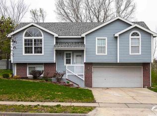 1808 E 29th St, Lawrence, KS 66046