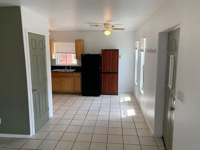 2 bed, 750 sqft, $1,495 — Photo 4