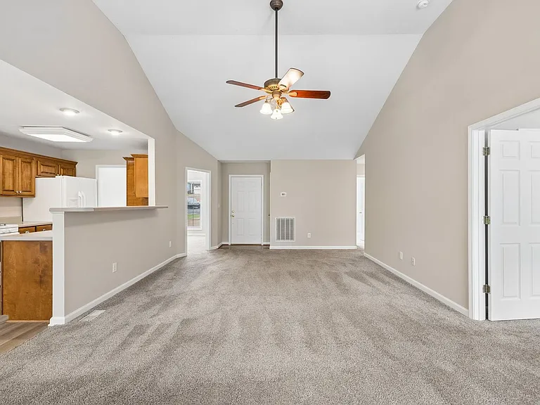 3106 Jeffrey Ct — Photo 12