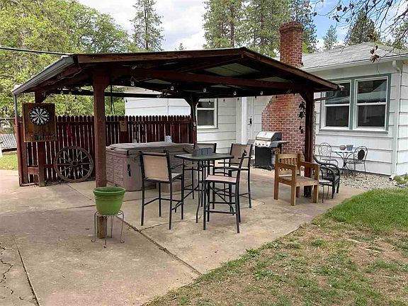 3rd image of 238 Walters Ln