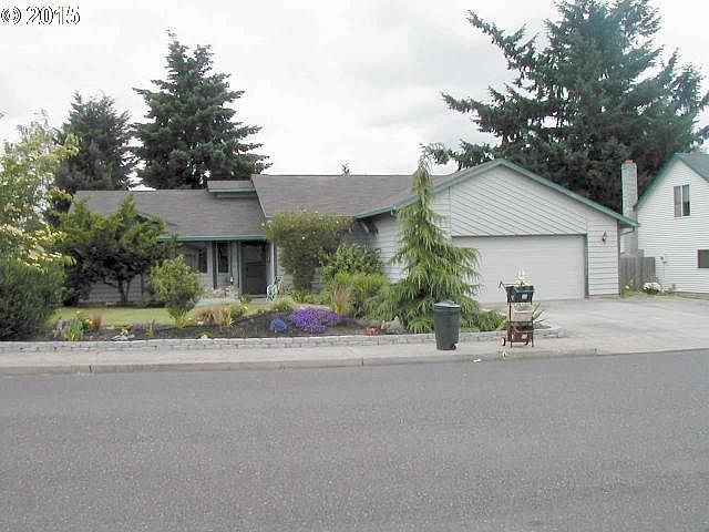 1st image of 8416 NE 60th St