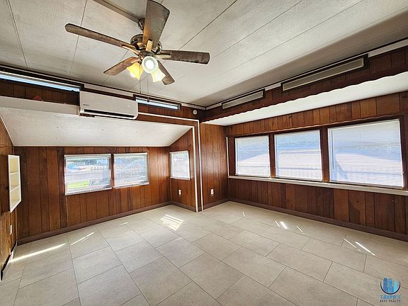 5th image of 503 Longfellow Blvd Lot 8