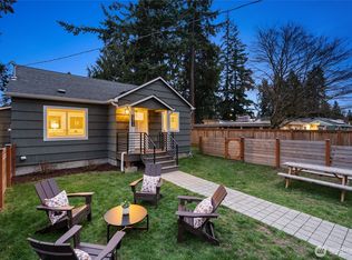 Na, Seattle, WA 98177