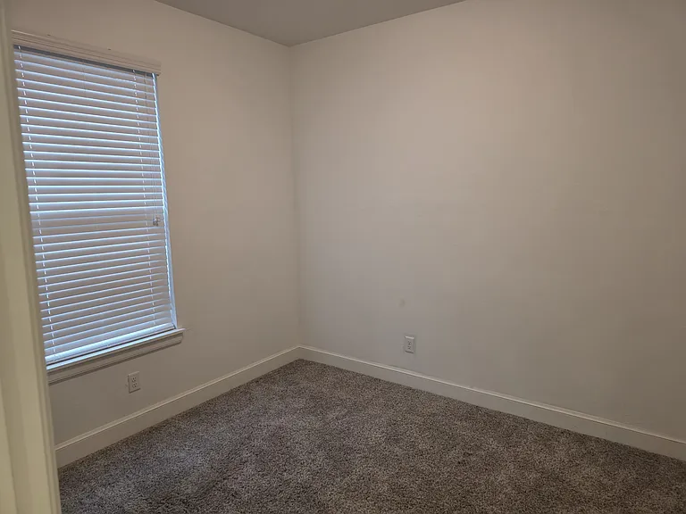 16116 N Western Ave #3 — Photo 17