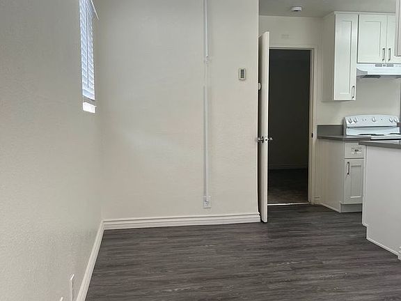 3rd image of 8777 Mira Mesa Blvd APT 5