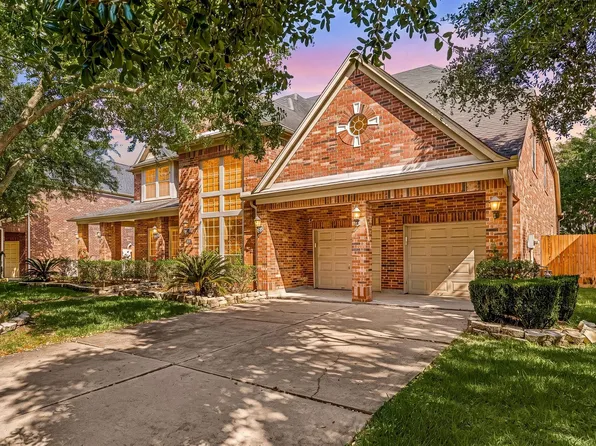 1706 Lake Charlotte Ln, Richmond, TX 77406