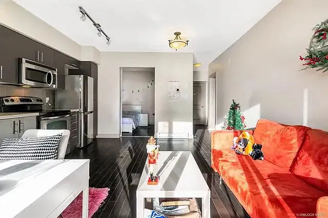 1 bed, 430 sqft, $1,700 — Photo 3