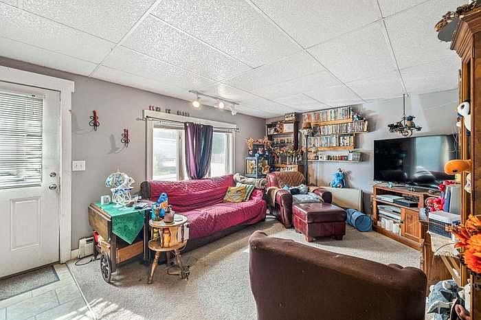 2nd image of 2 Spring St APT 3