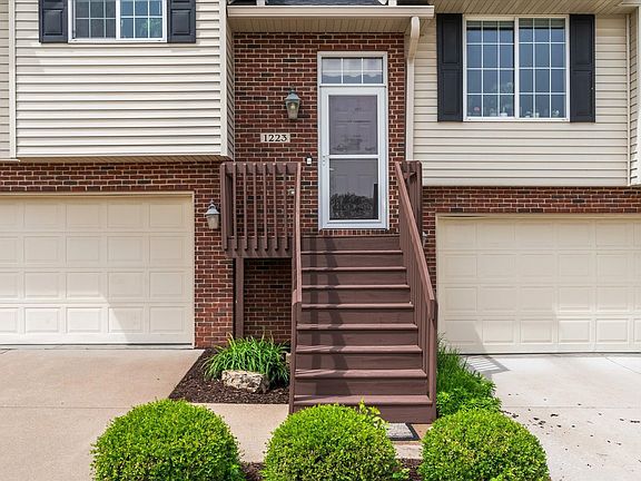 5th image of 1223 33rd Avenue Cir