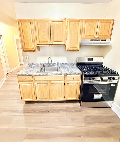 269 Norton St #2B Photo 1