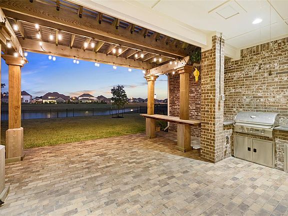 3rd image of 1619 Noble Way Ct
